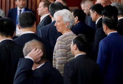 China's President Xi Jinping talks with International Monetary Fund (IMF) Managing Director Christine Lagarde after a family photo during the Asia Pacific Economic Cooperation (APEC) forum, in Port Moresby, Papua New Guinea, November 18, 2018.      REUTERS/David Gray