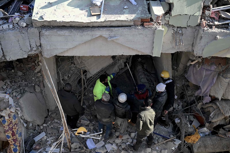 Rescuers search for survivors in the rubble of collapsed buildings in Kahramanmaras, three days after the earthquake struck. AFP