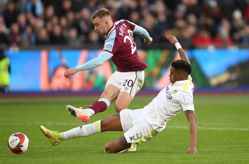 Junior Firpo 6 – The left-back looked confident in the first half but he struggled after a collision with Meslier which ultimately caused his substitution in the 69th minute. Getty Images