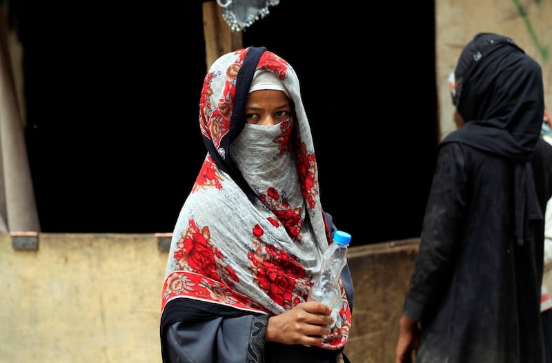 Women from Yemen's black minority in the slums of the rebel-held capital. AFP
