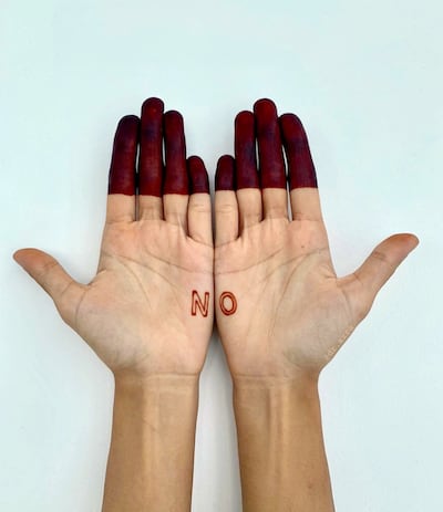 No Means No, a henna design by Azra Khamissa. Dr Azra / Instagram