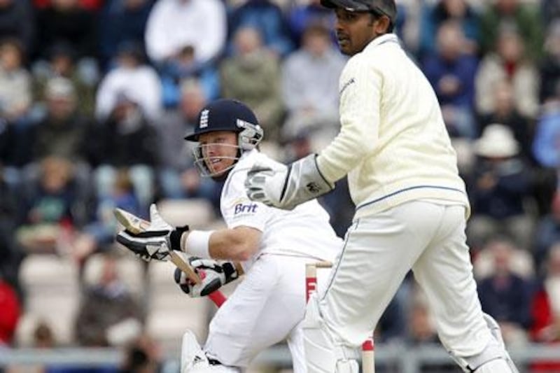 Ian Bell, the England middle-order batsman, left, scored a fine century against Sri Lanka yesterday.
