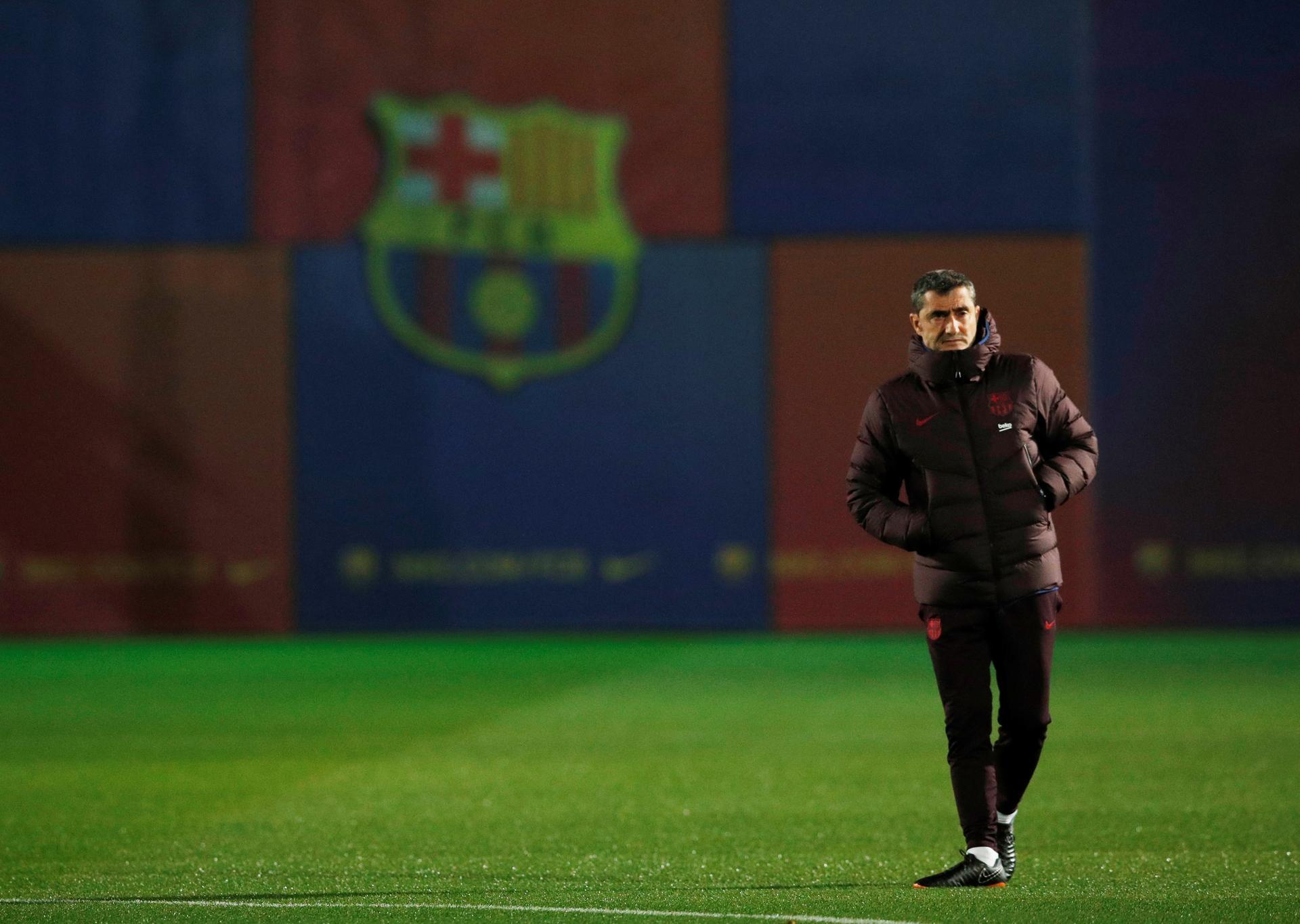 Barcelona coach Ernesto Valverde during training at Ciutat Esportiva Joan Gamper in Barcelona, Spain. Reuters