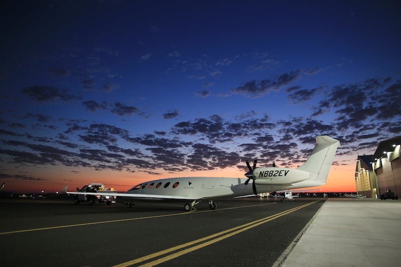 The test flight, in Moses Lake, Washington, lasted eight minutes. 