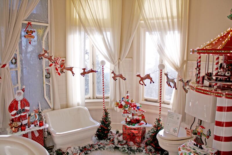 Check out the old-school bathroom, which has all its original hardware, including a cast iron, claw-footed sitz bath. Photo: Pittock Mansion/Amy Mintonye