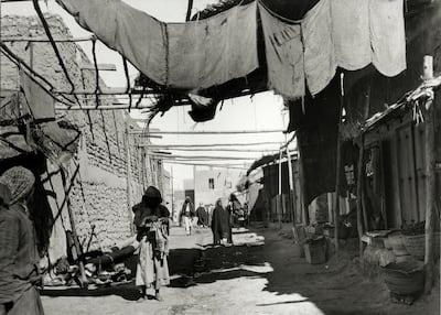 The souk at Kuwait, Kuwait, circa 1940.  (Photo by Marian O'Connor/Royal Geographical Society via Getty Images)