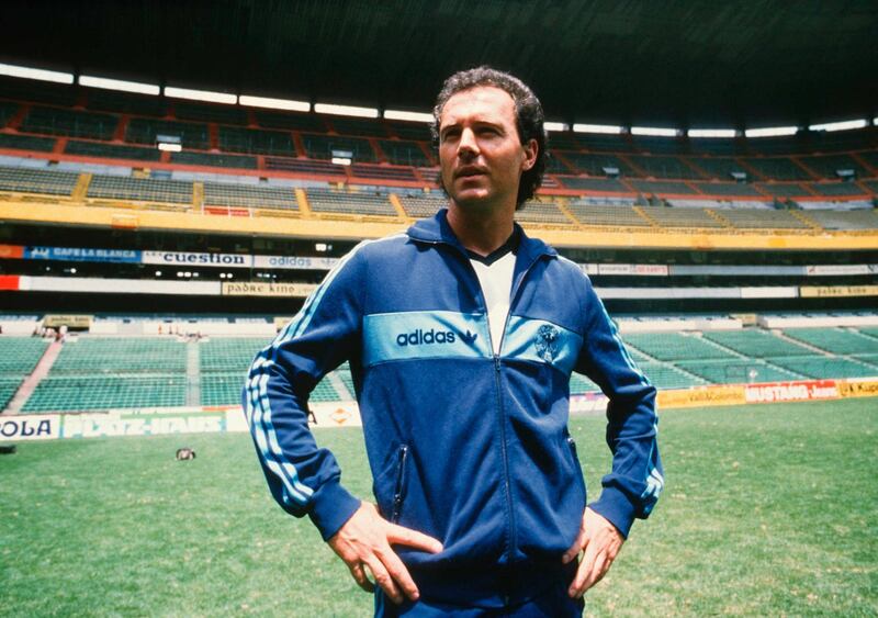 MEXICO CITY, MEXICO - JUNE 1:  Franz Beckenbauer Team Manager of Germany is seen at the FIFA World Cup on June 1, 1986 in Mexico City, Mexico. (Photo by Bongarts/Getty Images)