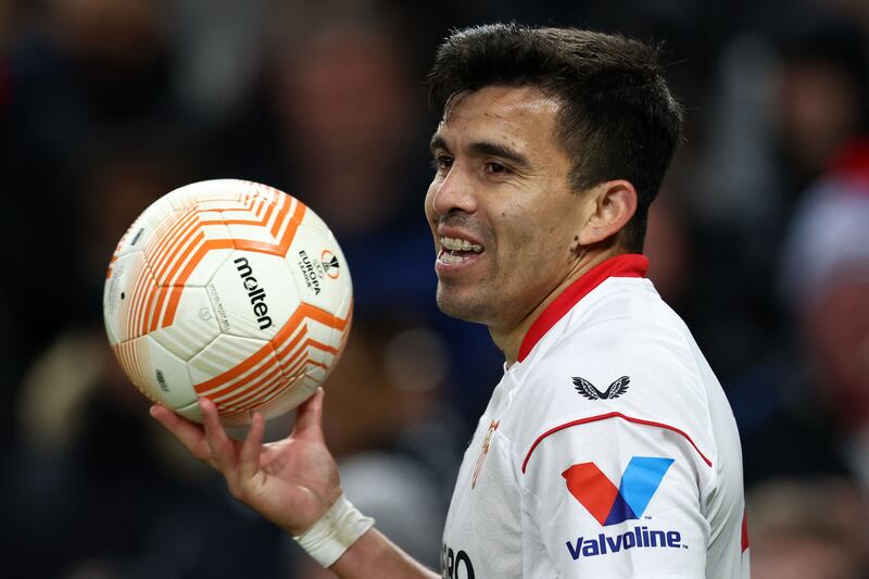 Marcos Acuna – 6. Caught lagging as last man for Sabitzer’s two first-half strikes, playing the Austrian onside on both occasions. Fine in possession but further blotted his evening by receiving a caution midway through the second half for fouling Antony and continued his war of words with the Brazilian thereafter. AFP
