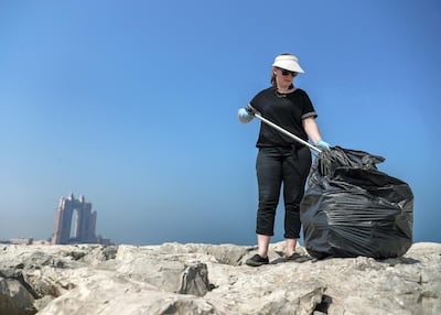 Abu Dhabi, March 23, 2018.  Beach clean up at Lulu Island by volunteers.
Victor Besa / The National
National
Reporter:  Nick Webster