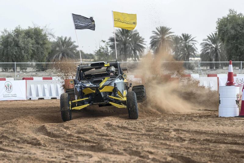 SHARJAH, UNITED ARAB EMIRATES. 14 DECEMBER 2017. Practise rounds for the 1000Hp plus dune buggies ahead of the first Redbull Torque event to be held in Sharjah this weekend. (Photo: Antonie Robertson/The National) Journalist: Adam Worman. Section: Motoring.