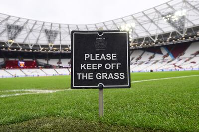 epa08404228 (FILE) - View of the pitch at the London Stadium ahead of the English Premier League soccer match between West Ham United and Arsenal FC in London, Britain, 12 January 2019 (re-issued on 06 May 2020). English Premier League club doctors expressed that they are concerned over risks of restarting the Premier League season amid the ongoing coronavirus COVID-19 pandemic, British media reports claimed on late 05 May 2020.  EPA/FACUNDO ARRIZABALAGA *** Local Caption *** 55950381