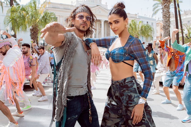 Shah Rukh Khan and Deepika Padukone play spies in Pathaan (2023). Photo: Yash Raj Films