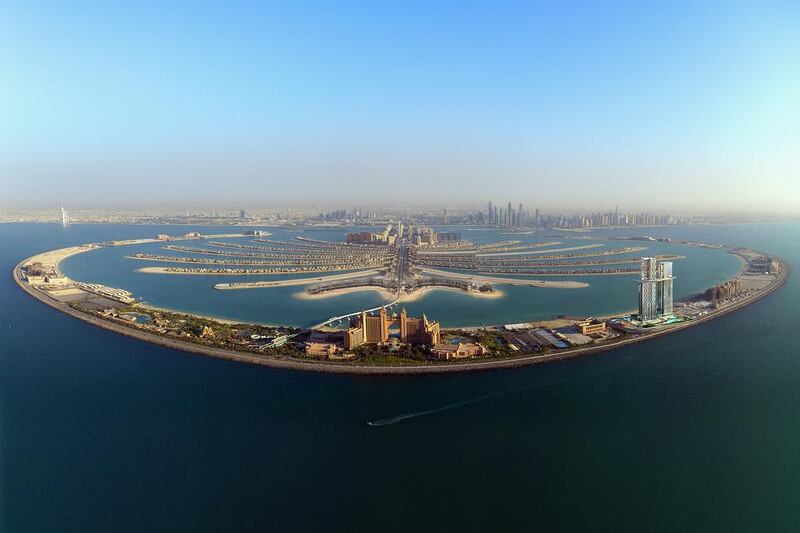 Above, a panoramic view of the Palm. Courtesy Nakheel