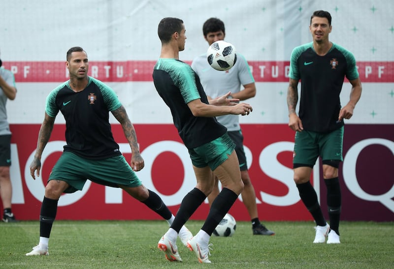 Portugal's Cristiano Ronaldo and Ricardo Quaresma during training. Albert Gea / Reuters