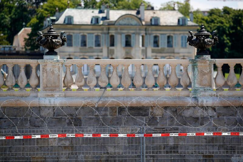 Additional security fencing outside Villa La Grange in Geneva ahead of the US and Russia summit. Bloomberg