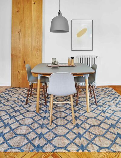 Add a kilim rug from your travels into your living space. Photo: Einrichten Design