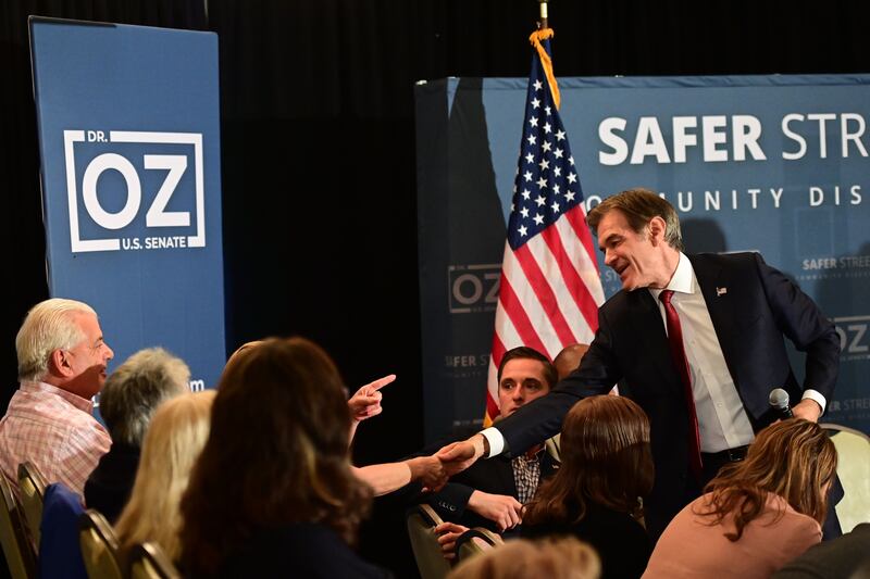 Dr Oz greets supporters after a community discussion on safer streets, on October 13 in Philadelphia.  AFP