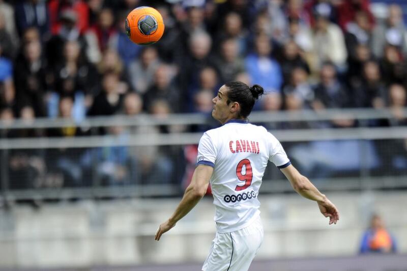 Edinson Cavani says he wants to remain at Paris Saint-Germain after scoring 16 goals last year. Sebastien Bozon / AFP

