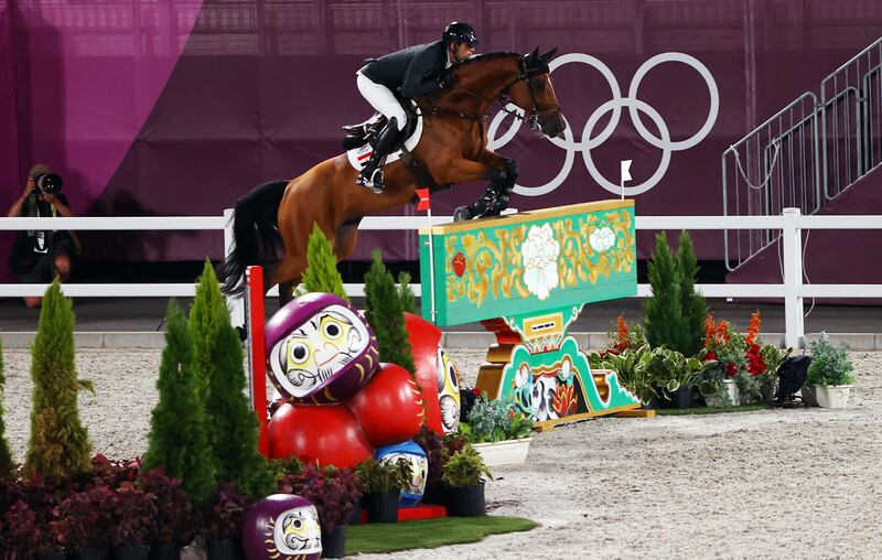 Tokyo 2020 Olympics - Equestrian - Jumping - Individual - Qualification - Equestrian Park - Tokyo, Japan - August 3, 2021.  Nayel Nassar of Egypt on his horse Igor Van De Wittemoere competes.  REUTERS / Hamad I Mohammed