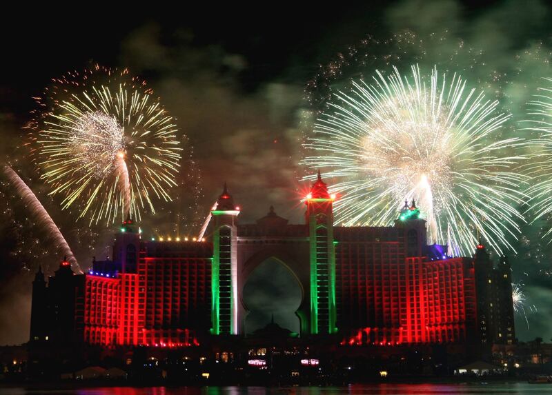 DUBAI. NOV.20th 2008. Firework display over the Atlantis hotel on Palm Jumeirah, Dubai , the climax of the  grand opening last night (thurs ) Stephen Lock  /  The National  .  *** Local Caption ***  SL-kylie-024.jpgSL-kylie-024.jpg