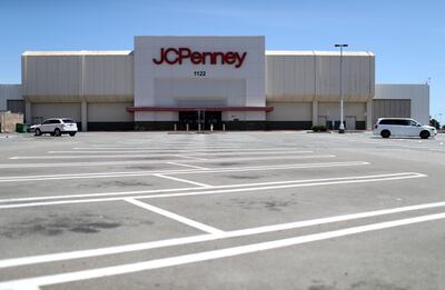 SAN BRUNO, CALIFORNIA - MAY 15: The parking lot in front of a JCPenney store at The Shops at Tanforan Mall on May 15, 2020 in San Bruno, California. JCPenney avoided bankruptcy after the company paid down paid $17 million in debt on Friday after missing two previous payments.JCPenney has an estimate $3.6 billion in debt.   Justin Sullivan/Getty Images/AFP
== FOR NEWSPAPERS, INTERNET, TELCOS & TELEVISION USE ONLY ==
