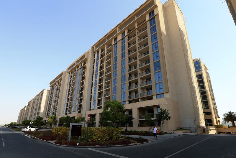 ABU DHABI - UNITED ARAB EMIRATES - 05AUG2015 - Al Zeina apartment properties in Al Raha Beach area in Abu Dhabi. Ravindranath K / The National (Business Stock)

 *** Local Caption ***  RK0508-ALRAHA05.jpg