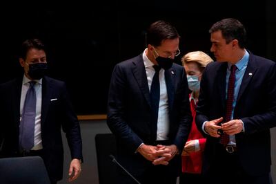 Spain's Prime Minister Pedro Sanchez (R) speaks with Netherlands' Prime Minister Mark Rutte prior the start of the EU summit at the European Council building in Brussels, on July 18, 2020, as the leaders of the European Union hold their first face-to-face summit over a post-virus economic rescue plan. The EU has been plunged into a historic economic crunch by the coronavirus crisis, and EU officials have drawn up plans for a huge stimulus package to lead their countries out of lockdown.
 / AFP / POOL / Francisco Seco
