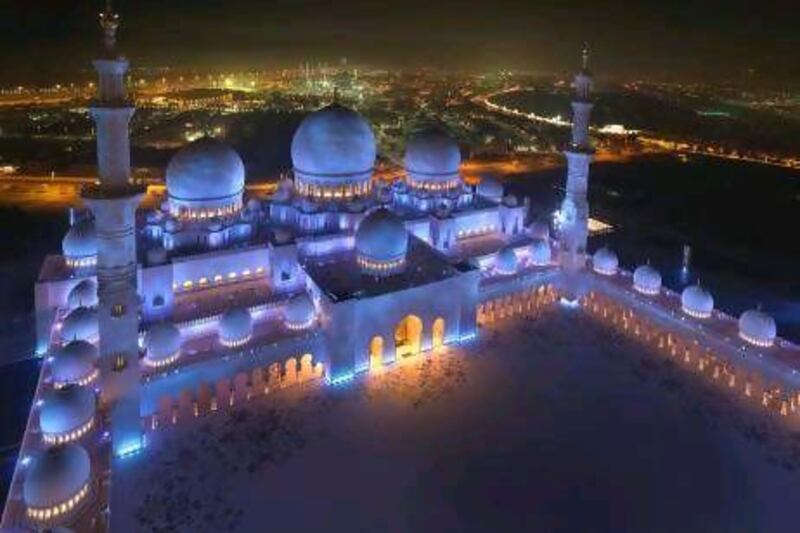Abu Dhabi's Sheikh Zayed Grand Mosque, Speirs's signature project for the captial. Courtesy Allan Toft/Speirs +Major