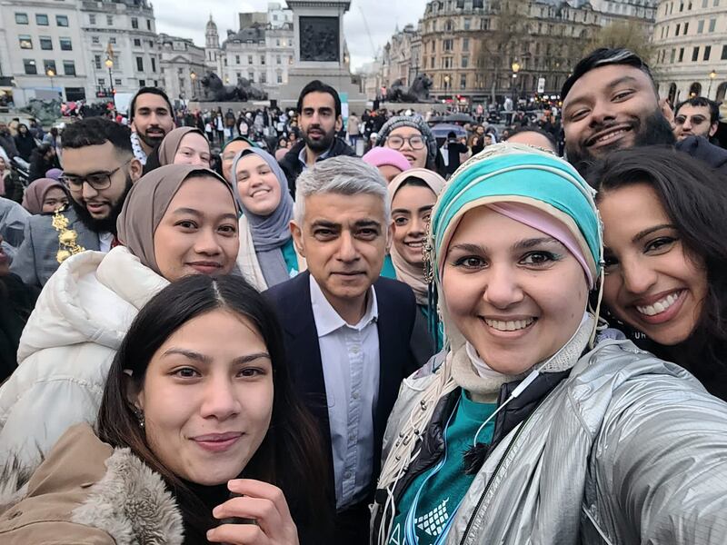 London Mayor Sadiq Khan and guests at Open Iftar in Trafalgar Square, London. Open Iftar/Twitter