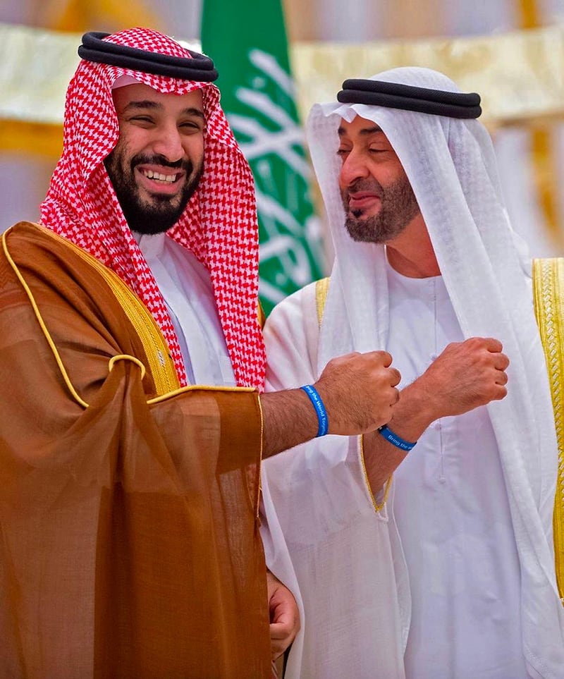 A handout picture provided by the Saudi Royal Palace on November 27, 2019, shows Abu Dhabi Crown Prince Sheikh Mohammed bin Zayed Al-Nahyan welcoming Saudi Crown Prince Mohammed bin Salman (L) in Abu Dhabi.  Mohammed bin Salman visited the United Arab Emirates, as efforts to end the nearly five-year war in Yemen gain momentum. Riyadh and Abu Dhabi are close allies and key members of a military coalition backing the government in Yemen against the Iran-aligned Huthi rebels. - RESTRICTED TO EDITORIAL USE - MANDATORY CREDIT "AFP PHOTO / SAUDI ROYAL PALACE / BANDAR AL-JALOUD" - NO MARKETING - NO ADVERTISING CAMPAIGNS - DISTRIBUTED AS A SERVICE TO CLIENTS
 / AFP / Saudi Royal Palace / Bandar AL-JALOUD / RESTRICTED TO EDITORIAL USE - MANDATORY CREDIT "AFP PHOTO / SAUDI ROYAL PALACE / BANDAR AL-JALOUD" - NO MARKETING - NO ADVERTISING CAMPAIGNS - DISTRIBUTED AS A SERVICE TO CLIENTS
