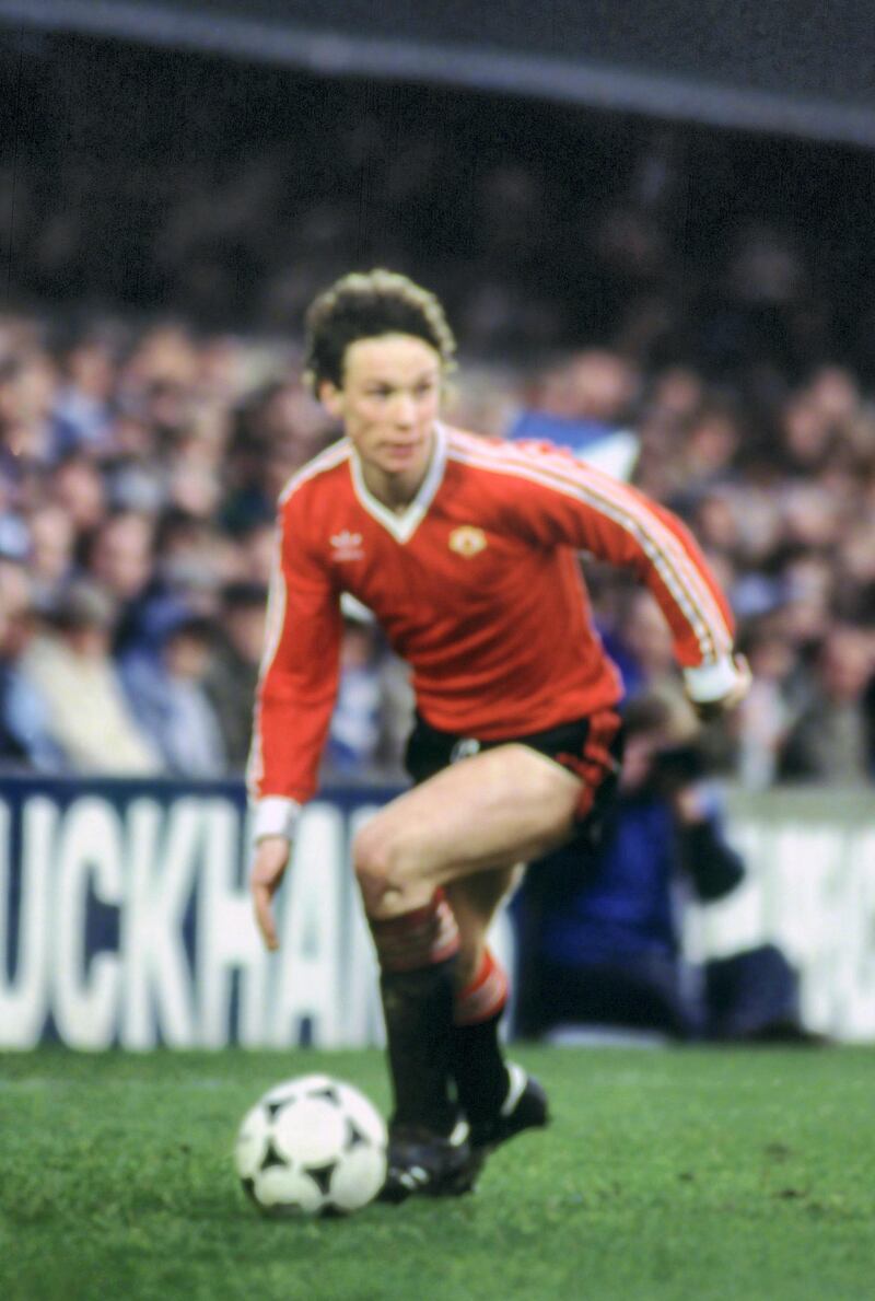 Football - Stock - 1983 
Mike Duxbury - Manchester United 
Mandatory Credit: Action Images / Sporting Pictures  
CONTRACT CLIENTS PLEASE NOTE: ADDITIONAL FEES MAY APPLY - PLEASE CONTACT YOUR ACCOUNT MANAGER