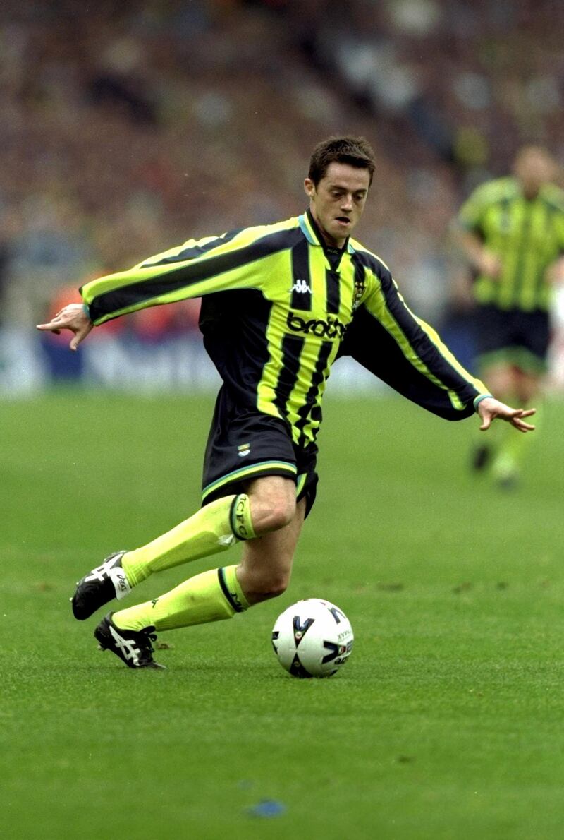 30 May 1999:  Terry Cooke of Manchester City on the ball during the Nationwide Division Two play-off final against Gillingham at Wembley in London.  \ Mandatory Credit: Gary M Prior/Allsport