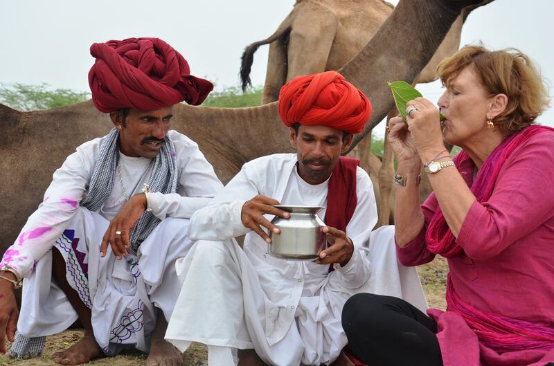 Raika hosts serve tea in steel katoris (cups) or bowls made of freshly plucked aak leaves