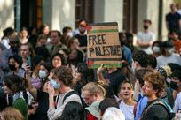 Student pro-Palestine protests spread despite mass arrests