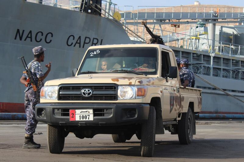 Yemeni pro-government forces patrol near Mukalla airport, southwestern Yemen, on November 29, 2018. In azure waters off Yemen, newly minted coastguards stormed a fishing boat in a mock exercise as part of a war-scarred city's struggle to resurrect state institutions two years after Al-Qaeda's ouster. In a nation torn by conflict, the former jihadist bastion of Mukalla stands out as an oasis of stability, offering what many call a blueprint for post-war Yemen. / AFP / Saleh Al-OBEIDI
