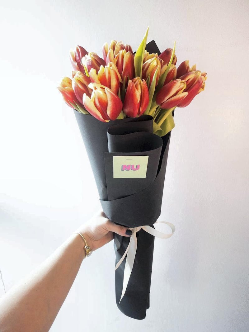 House of Nu specialises in mono-toned bouquets in solid-shaded paper to enhance the beauty of the flowers themselves.