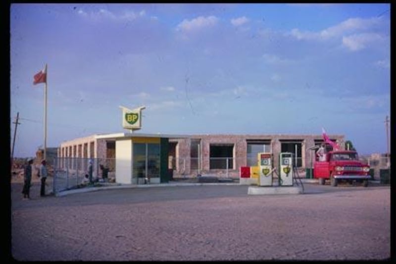 Image of a petrol station in Al Ain taken by a midwife in 1962.
