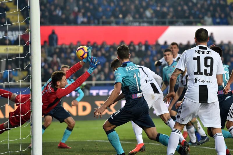 Cristiano Ronaldo of Juventus scores the equalizing goal (2-2) during the Serie A match between Atalanta BC and Juventus at Stadio Atleti Azzurri d'Italia in Bergamo, Italy. Getty Images