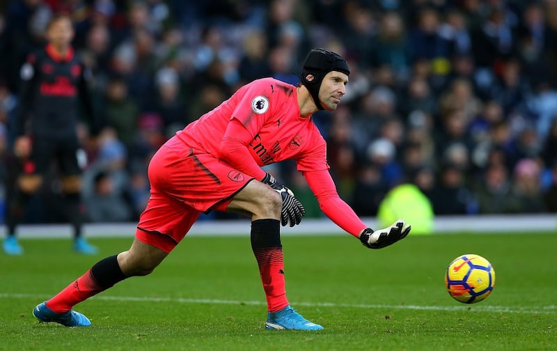 BURNLEY, ENGLAND - NOVEMBER 26:  Petr Cech of Arsenal in action during the Premier League match between Burnley and Arsenal at Turf Moor on November 26, 2017 in Burnley, England.  (Photo by Jan Kruger/Getty Images)