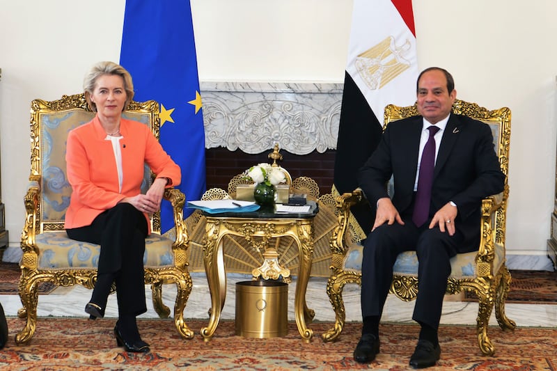 Abdel Fattah El Sisi and Ursula von der Leyen meet at the Presidential Palace in Cairo. Egyptian Presidency Media Office / AP