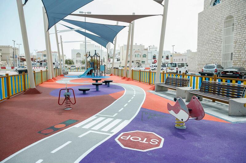 ABU DHABI, 8th June, 2020 (WAM) -- The Abu Dhabi City Municipality announced the completion of works for development and upgrade of 51 play areas and multi-purpose playgrounds in public and community parks in Abu Dhabi island at a total cost of AED19 million.

The Abu Dhabi City Municipality said the new space will provide more recreational facilities and modern public service amenities for families and children, which will enhance communication among community members, and encourage them to adopt a healthy and sporting lifestyle. Wam
