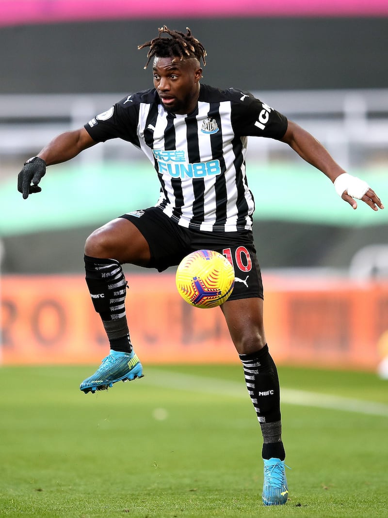 NEWCASTLE UPON TYNE, ENGLAND - NOVEMBER 21: Allan Saint-Maximin of Newcastle United during the Premier League match between Newcastle United and Chelsea at St. James Park on November 21, 2020 in Newcastle upon Tyne, England. Sporting stadiums around the UK remain under strict restrictions due to the Coronavirus Pandemic as Government social distancing laws prohibit fans inside venues resulting in games being played behind closed doors. (Photo by Alex Pantling/Getty Images)