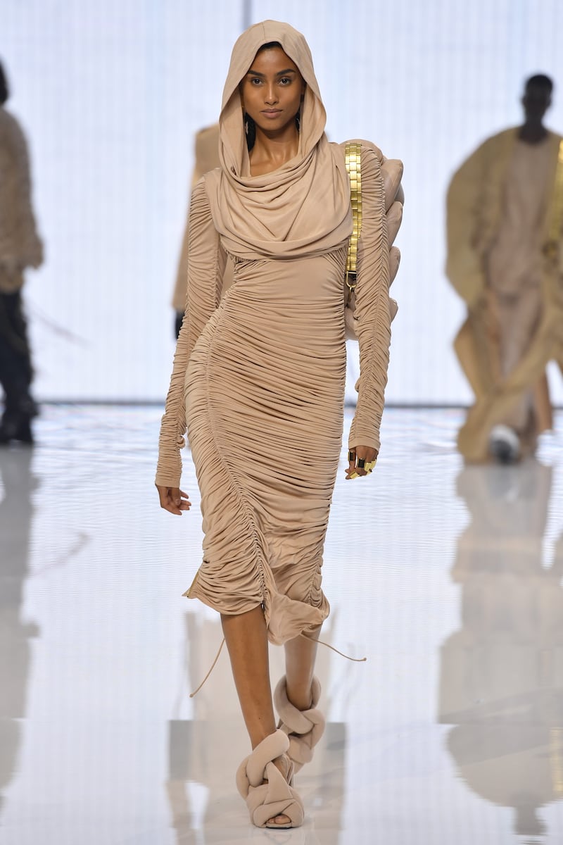 Imaan Hammam walks the runway at Paris Fashion Week on September 29, 2021. Photo: Getty Images