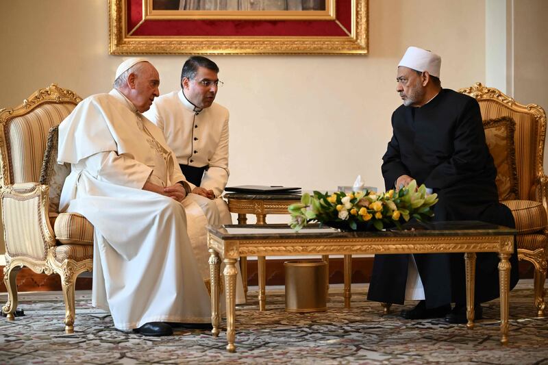 Pope Francis meets the Grand Imam of Al Azhar mosque near the Sakhir Royal Palace in Bahrain. AFP