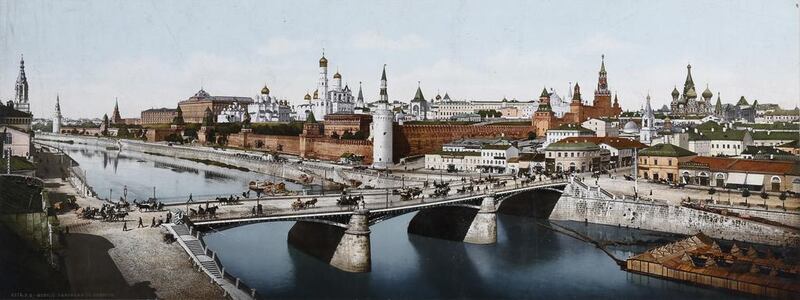 The Kremlin, Moscow, from 1900. Courtesy Swiss Camera Museum.