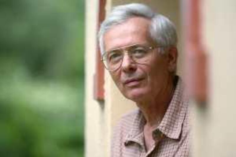 Sydney -- December 21, 2009 -- Deputy Director at the Institute of Environmental Studies at the University of New South Wales Mark Diesendorf is pictured December 21, 2009 in Sydney, Australia.  Photographer: (Ian Waldie	The National) *** Local Caption *** Mark Diesendorf