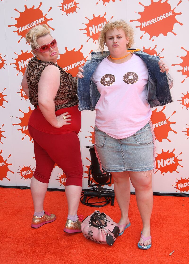 Lulu McClatchy and Rebel Wilson, in a denim jacket and skirt, with a pink T-shirt, arrive at the Nickelodeon Australian Kids' Choice Awards in Melbourne on October 11, 2008. Getty Images 