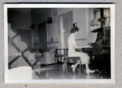 Molly Drake at the piano back in her hey-day. Island Records