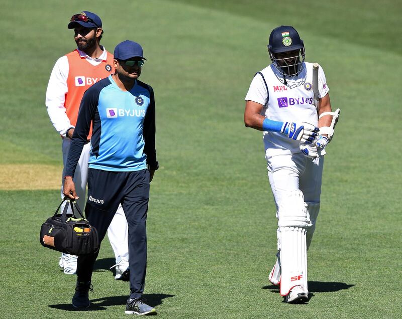 Mohammed Shami, retired hurt for 1. AP