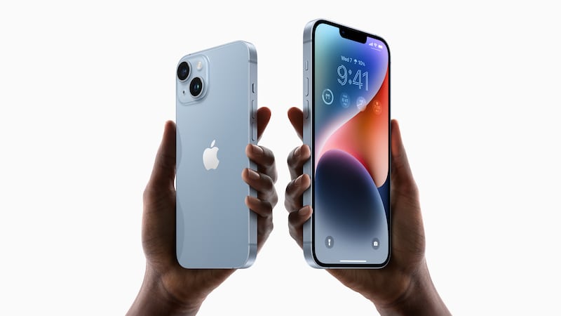 Available in a 6.1-inch display and a new, larger 6.7-inch size, the iPhone 14 and iPhone 14 Plus feature impressive camera upgrades and groundbreaking new safety capabilities. Photo: Apple